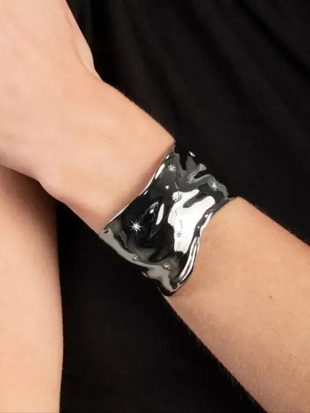 ALEXIS BITTAR Starburst Crumpled Crystal Wide Cuff Bracelet Silver New